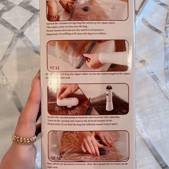 Vacuum Storage Bags for Travel with Electric Pump - Picture 2 of 4